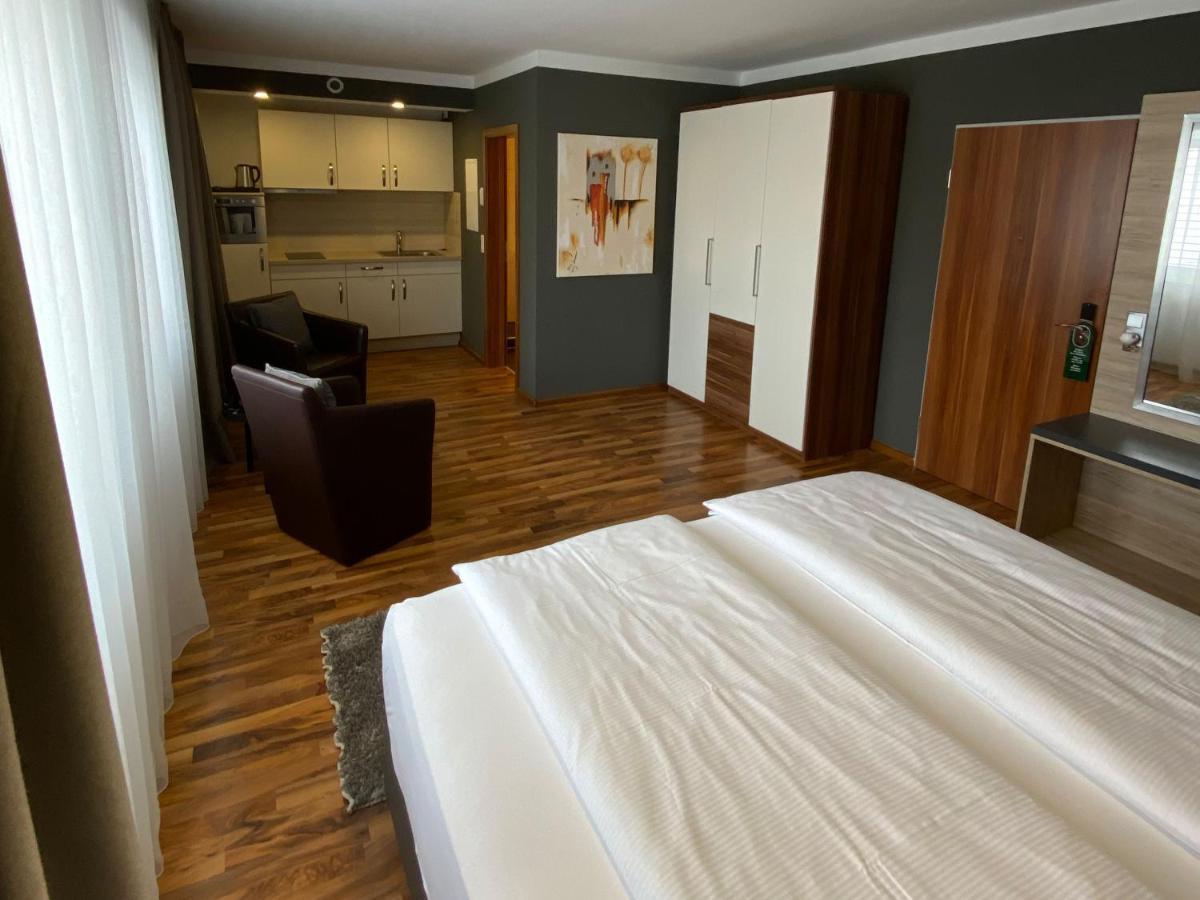 Zum Ziel Hotel Grenzach-Wyhlen Bei Basel ภายนอก รูปภาพ