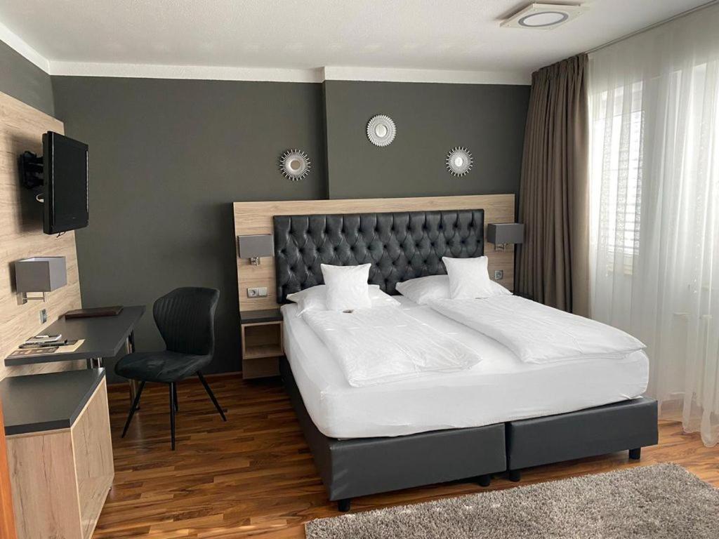 Zum Ziel Hotel Grenzach-Wyhlen Bei Basel ภายนอก รูปภาพ